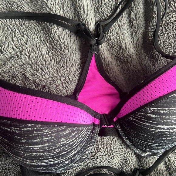 Victoria’s Secret PINK push-up racer back bras - Picture 2 of 7